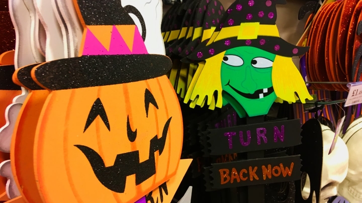 Британский ритейл: Рост расходов на Хэллоуин 2025 сдерживается экономией