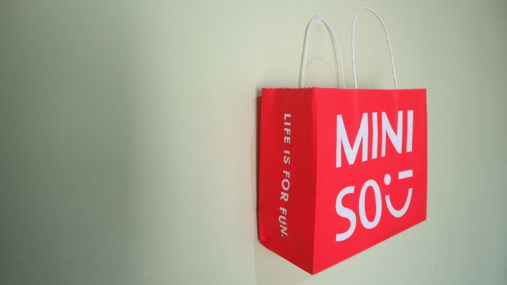 Miniso отмечает рекордные доходы и экспансию в Q3 2025